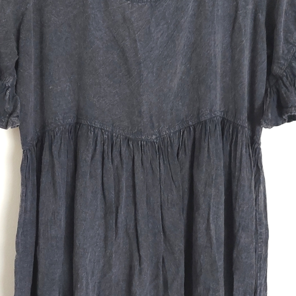 Distressed Ruffle Dress size Medium - Picture 4 of 7